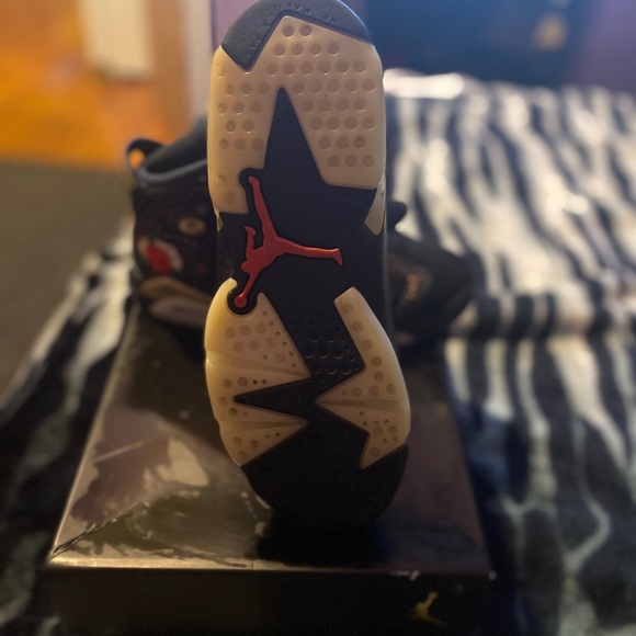 Air Jordan retro 6 Chinese new year - Picture 7 of 10